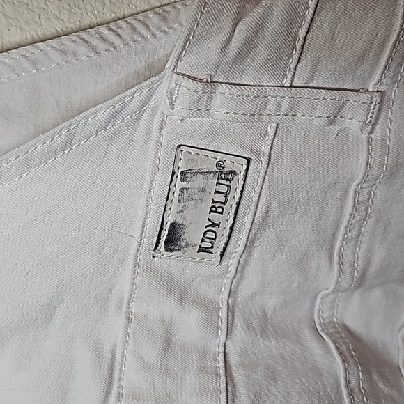 Judy Blue Overalls Coverall Bib Denim Jeans Adjustable Distressed Hem White S - Picture 4 of 13